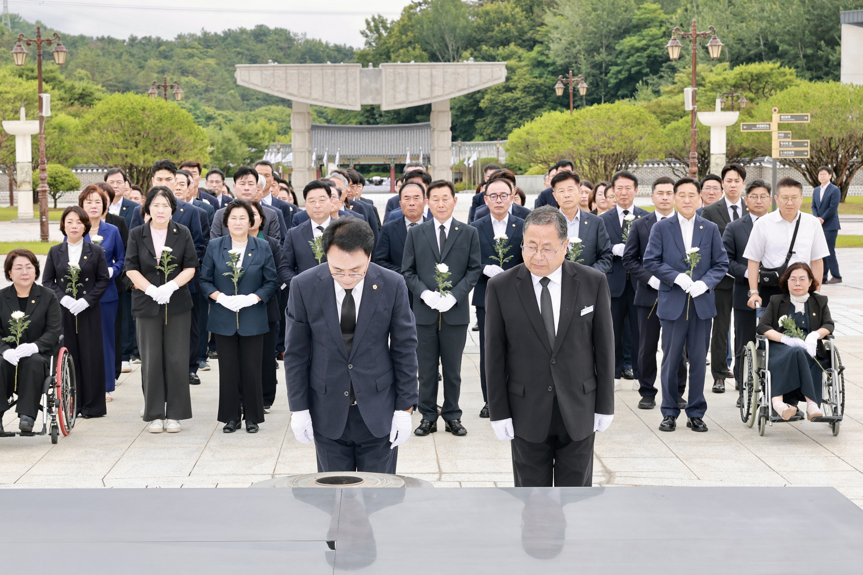 국립 5ㆍ18민주묘지 참배 5