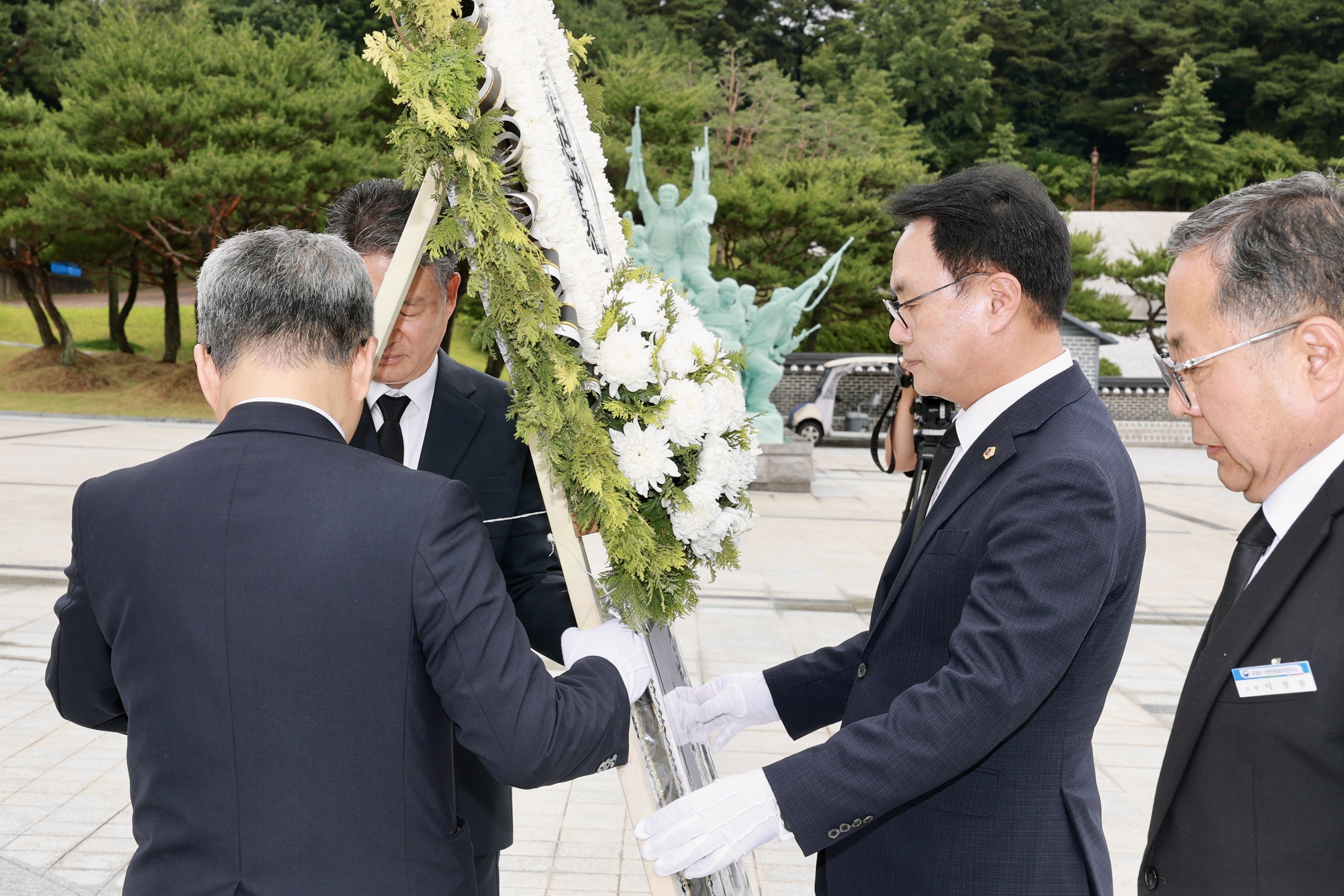 국립 5ㆍ18민주묘지 참배 4