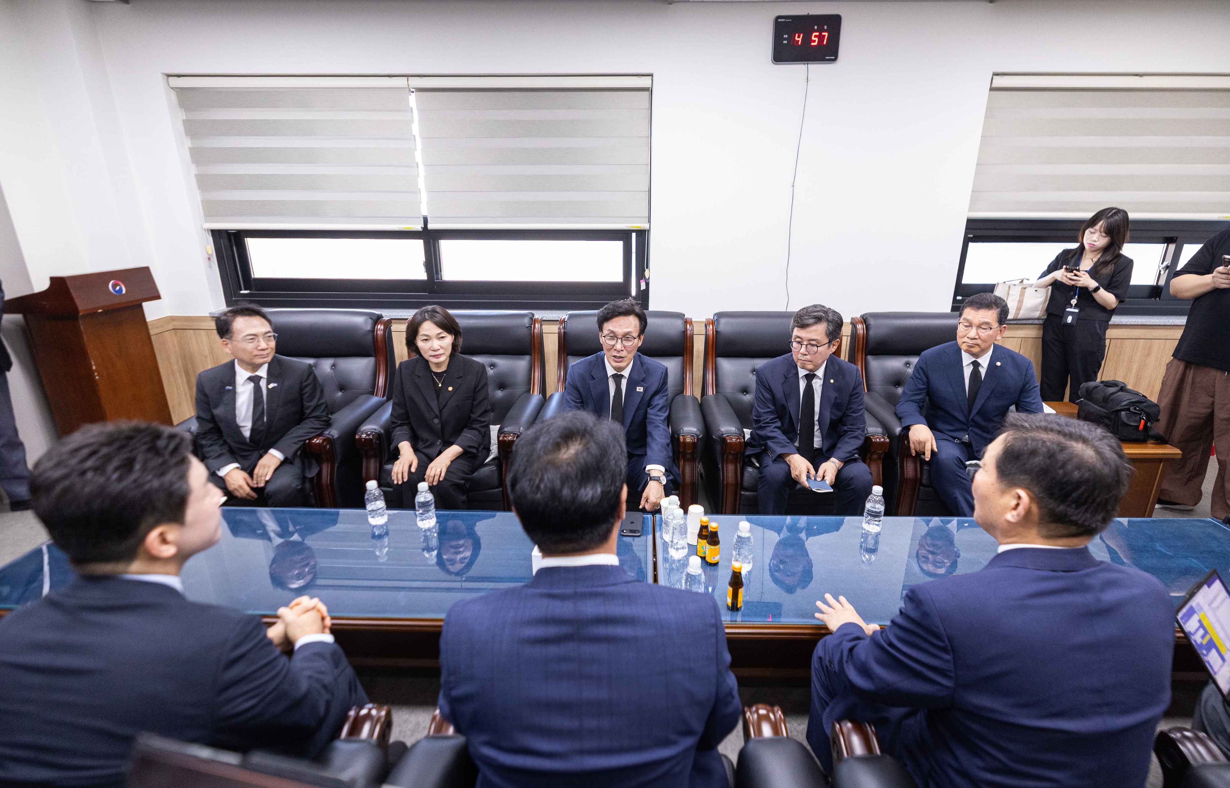 송형곤 의장, 김민석 대표 '지방의회법 통과 지원' 약속 환영 2