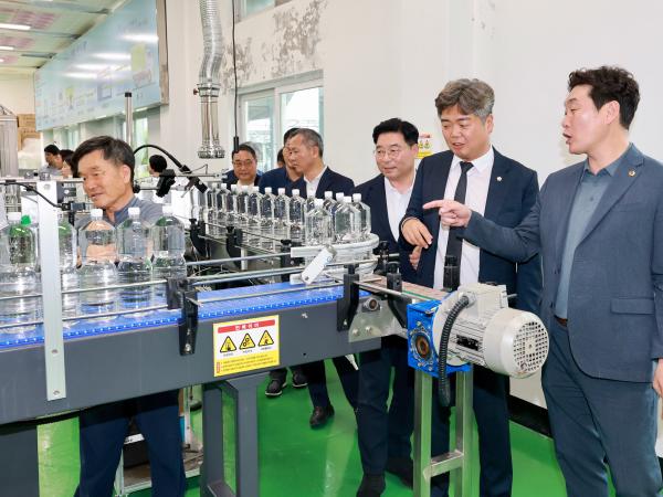 전남광주통합특별시의회 기후환경에너지위원회, 첫 현장 행보로 용연정수장 찾아 소통 2
