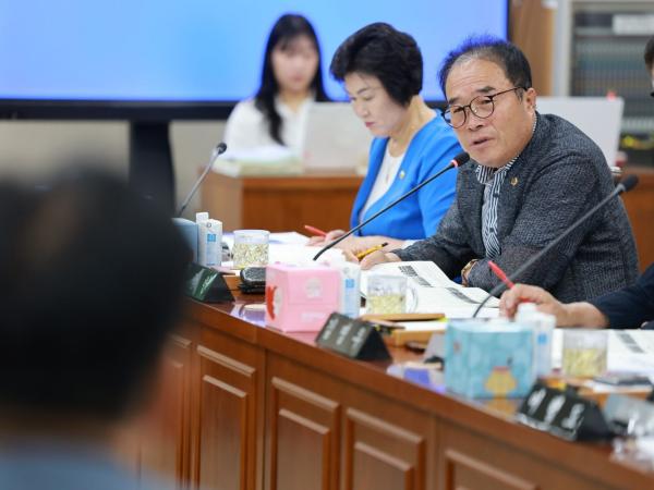 김강헌 특별시의원, “볏짚환원사업 일반 단지까지 전면 확대 해야”  1