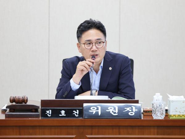 일자리경제위원회, 첫 상임위 회의…노동·경제 현안 집중 점검 3