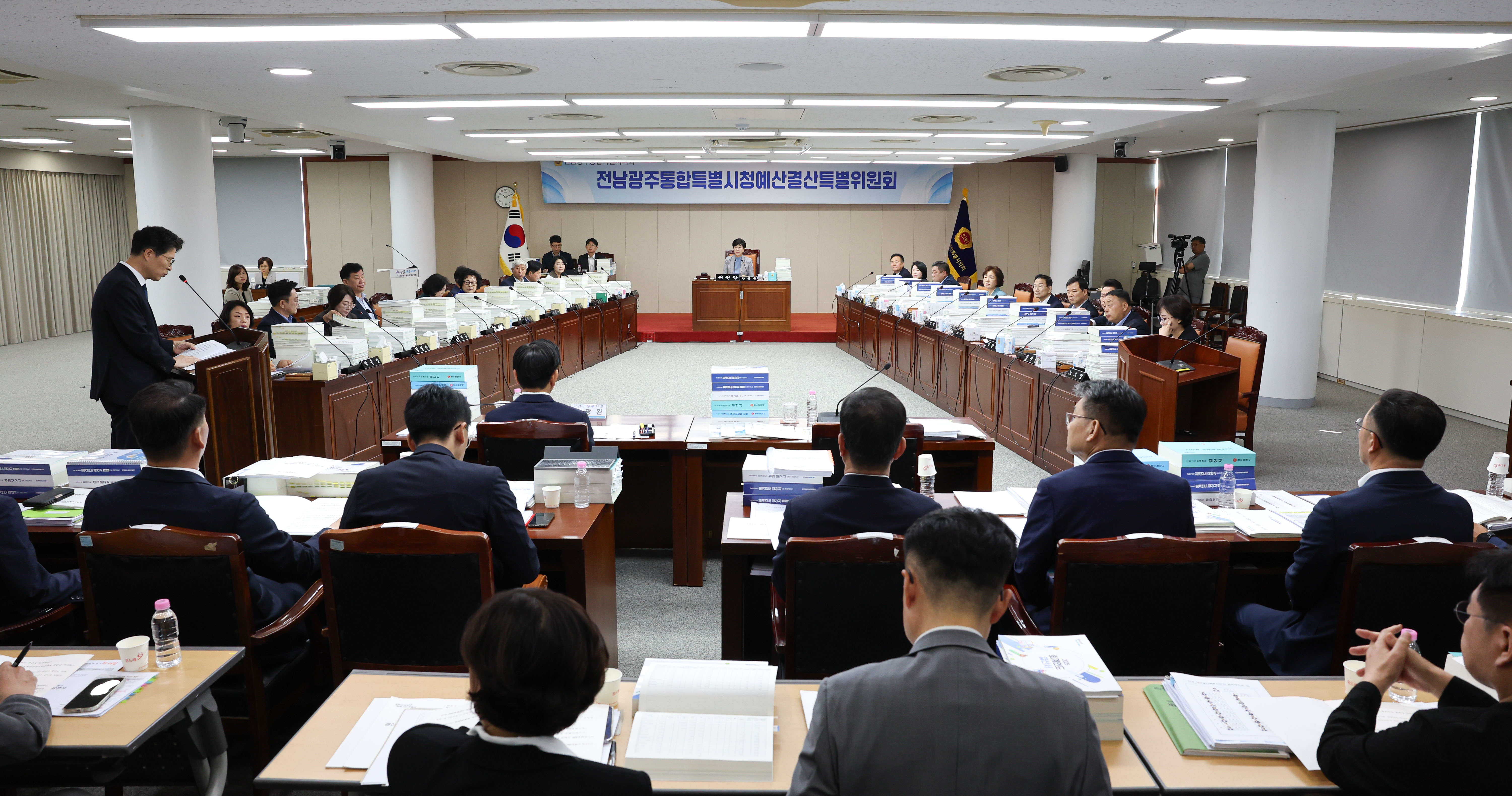 전남광주통합특별시의회 , 옛 전남․광주 2025년도 결산 및 예비비 지출 심사 3