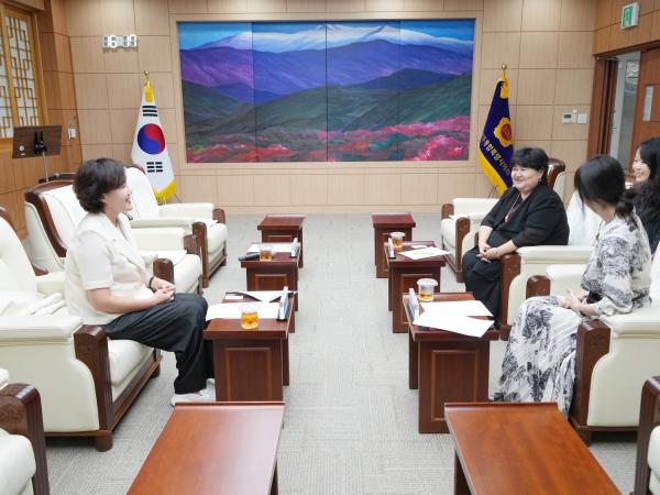 몽골 국립대학교협의회 사무국장 방문 4