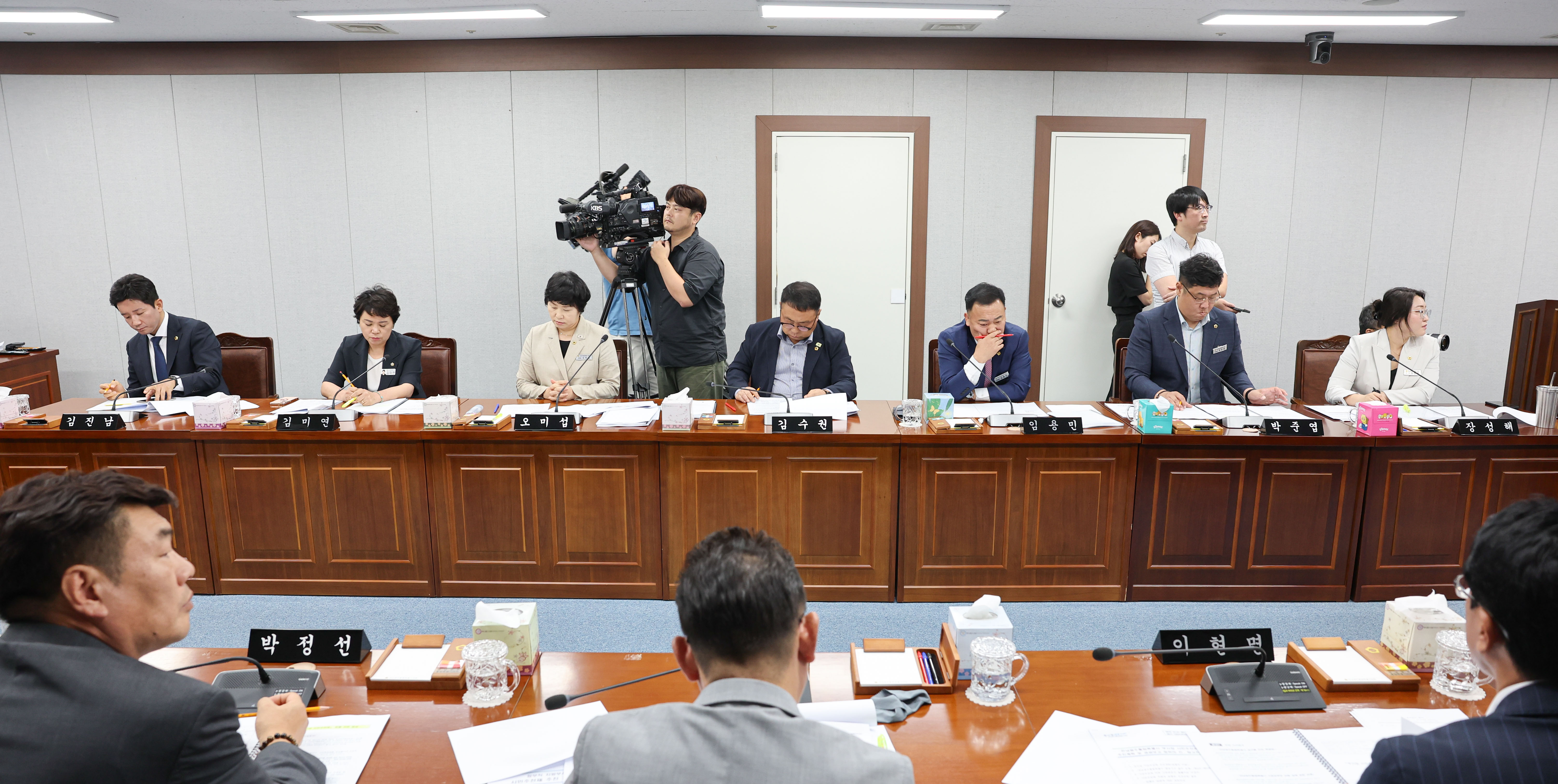 제2회 임시회 폐회중 제4차 운영위원회 회의 4