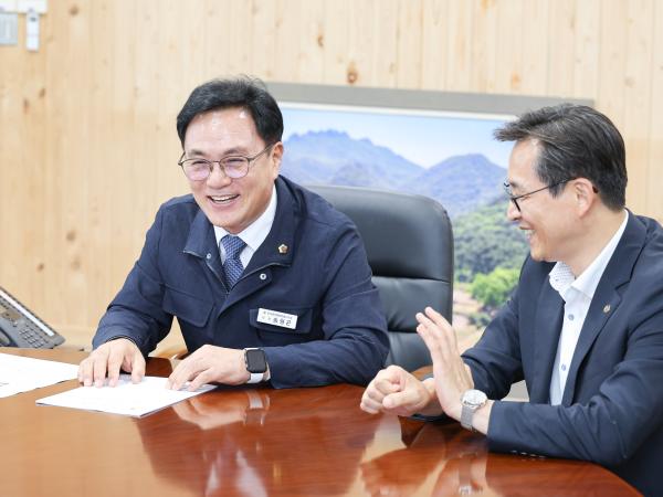 前 전라남도의회 의장단 예방 5
