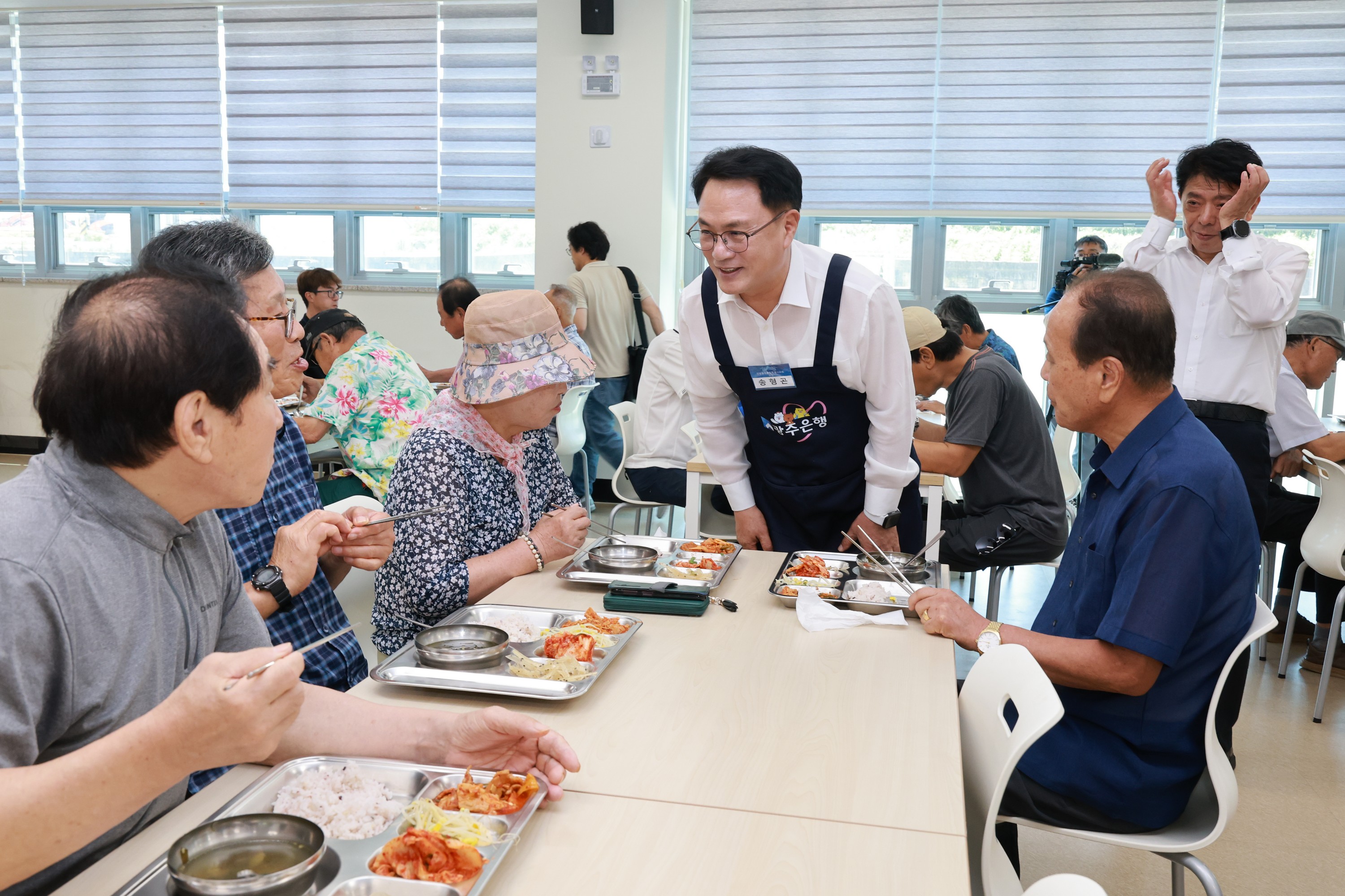 삼계탕 무료배식 나눔행사 8