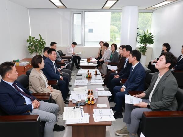 반도체 클러스터 조성 지원 상설특별위원회 간담회