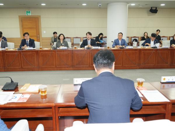 충청권 광역연합의회 상생 협력 간담회 4