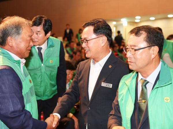 새마을운동 제창 56주년, 제16회 새마을의 날 기념식 9