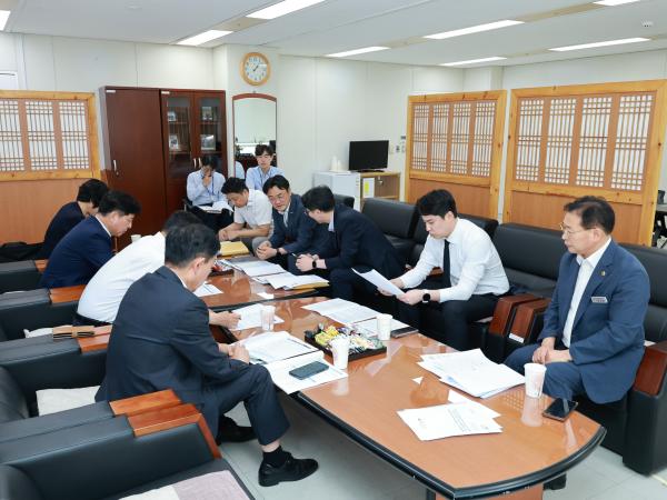 여수지역구 의원  예산담당관실 간담회 4