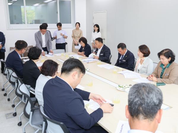 기본사회 상설특별위원회 회의 9