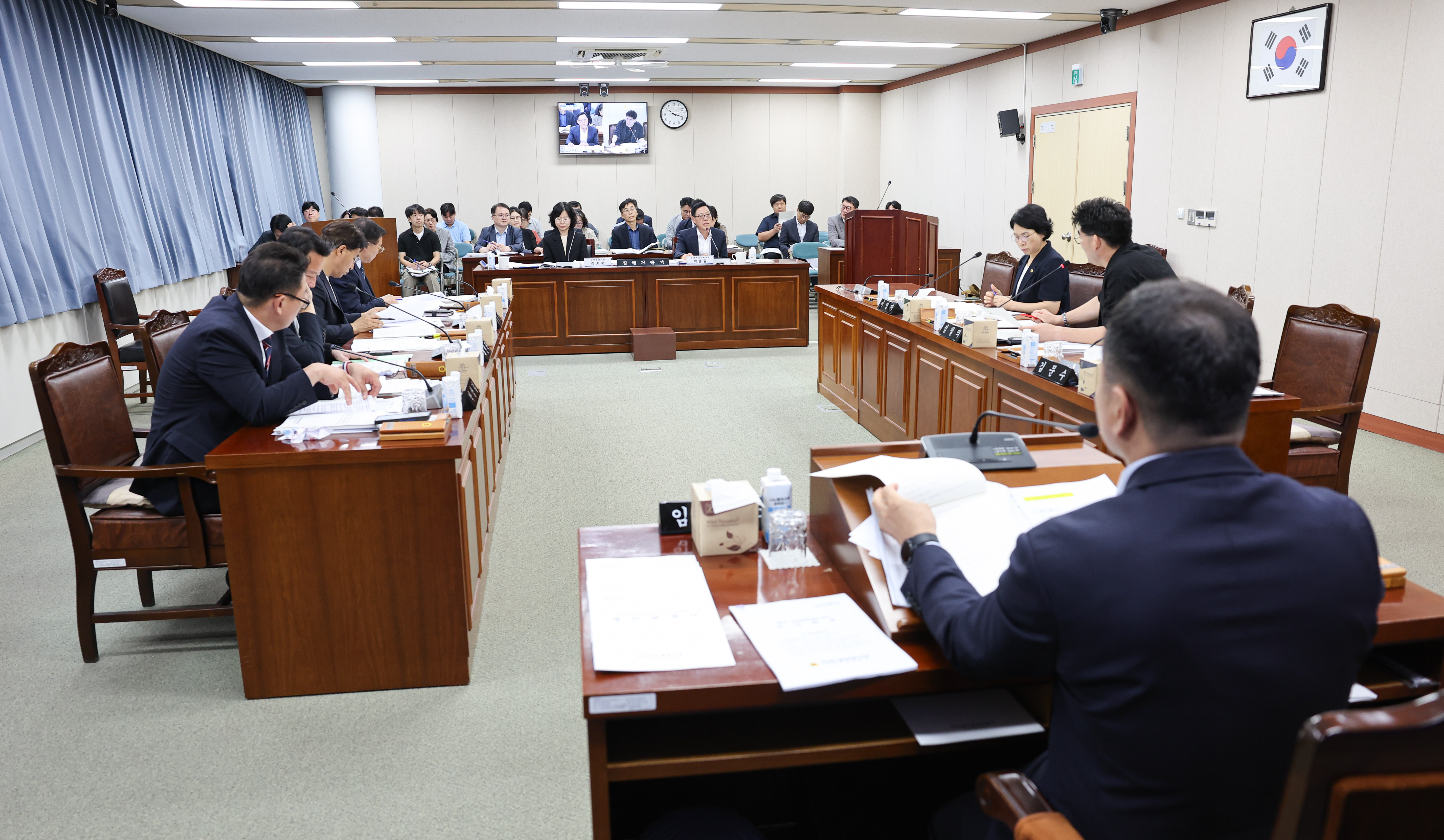 제2회 임시회 기획재정위원회 회의 6