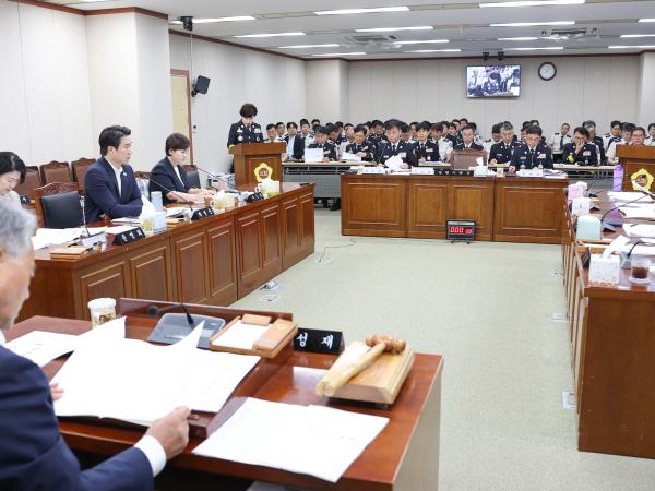 제2회 임시회 행정소방위원회 회의 2