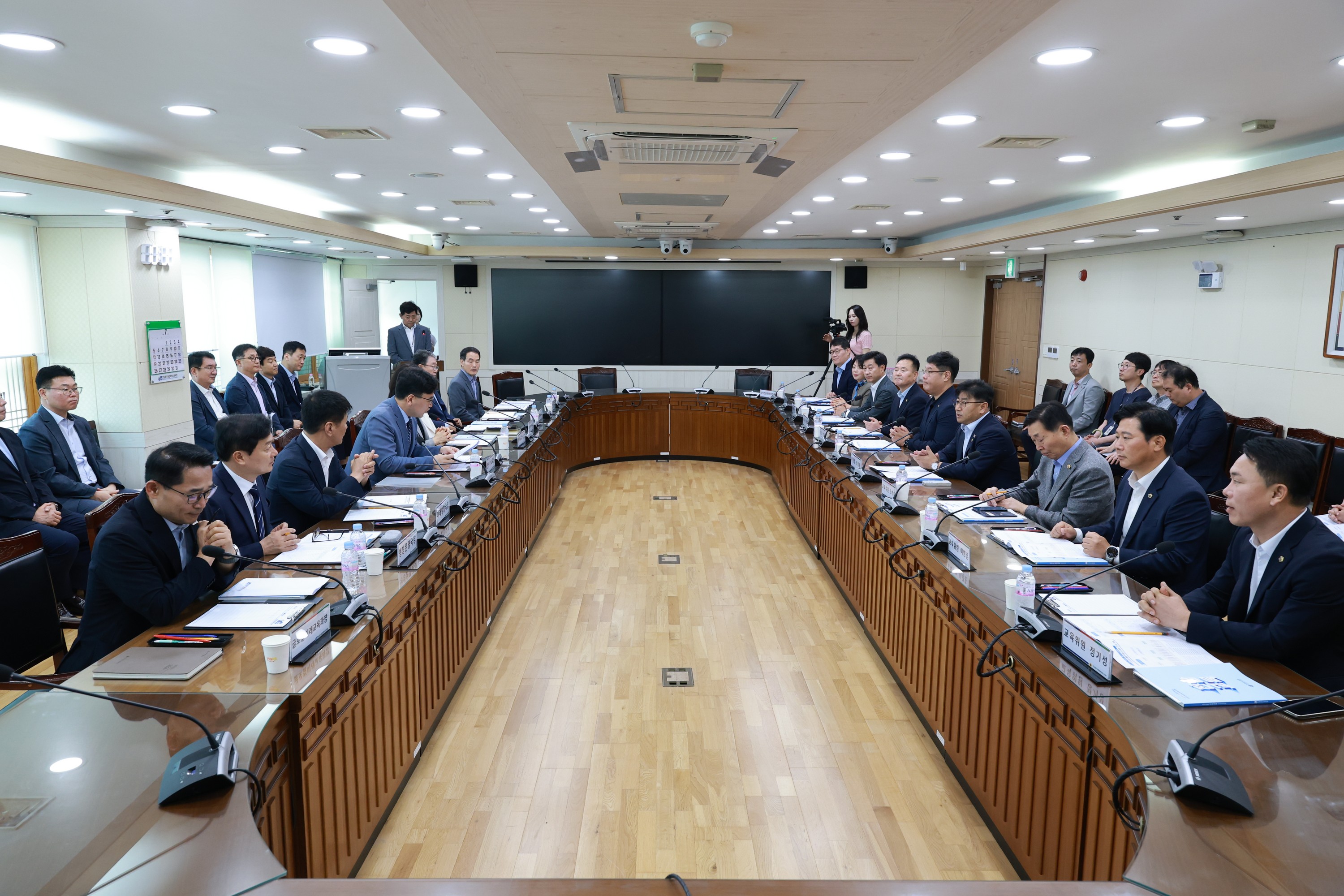 제2회 임시회 교육위원회 현지활동 9