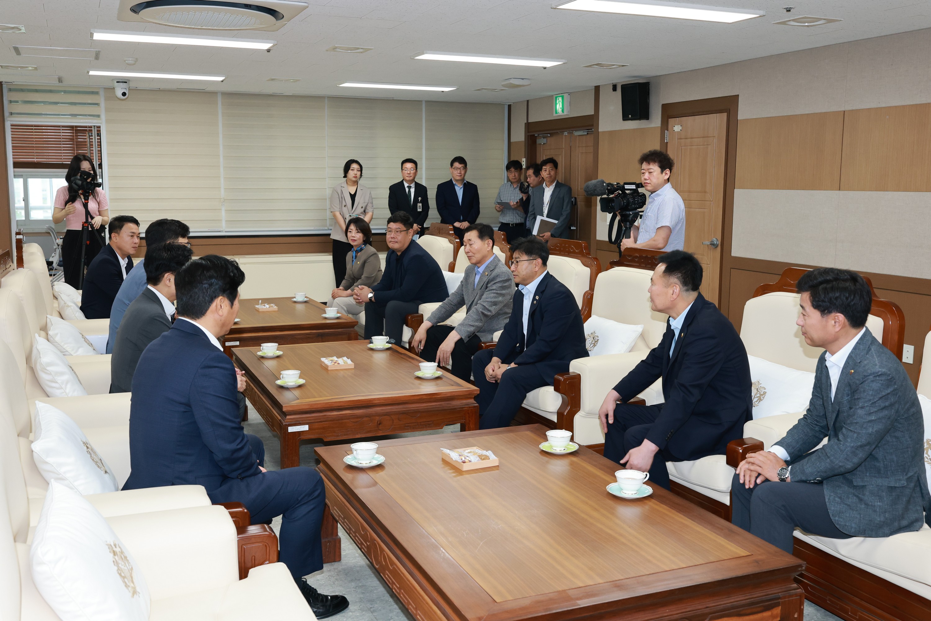 제2회 임시회 교육위원회 현지활동 5