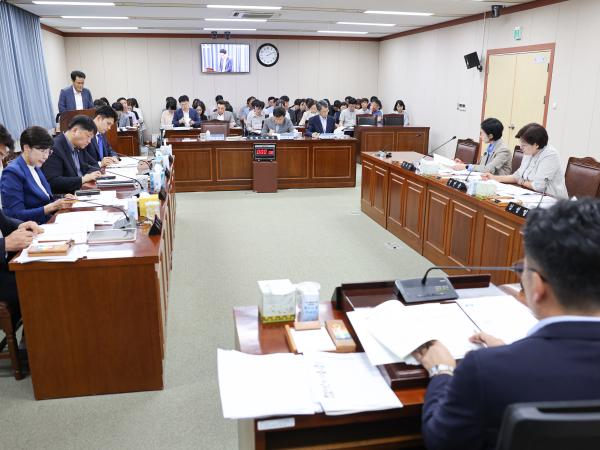 제2회 임시회 일자리경제위원회 회의 8