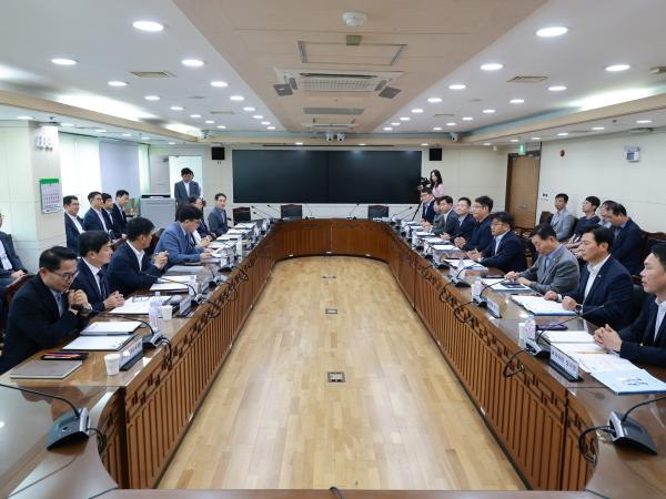 제2회 임시회 교육위원회 현지활동 9