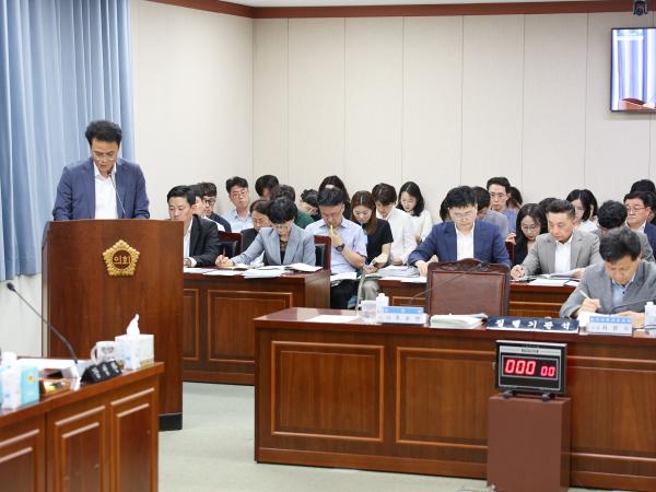 제2회 임시회 일자리경제위원회 회의 6