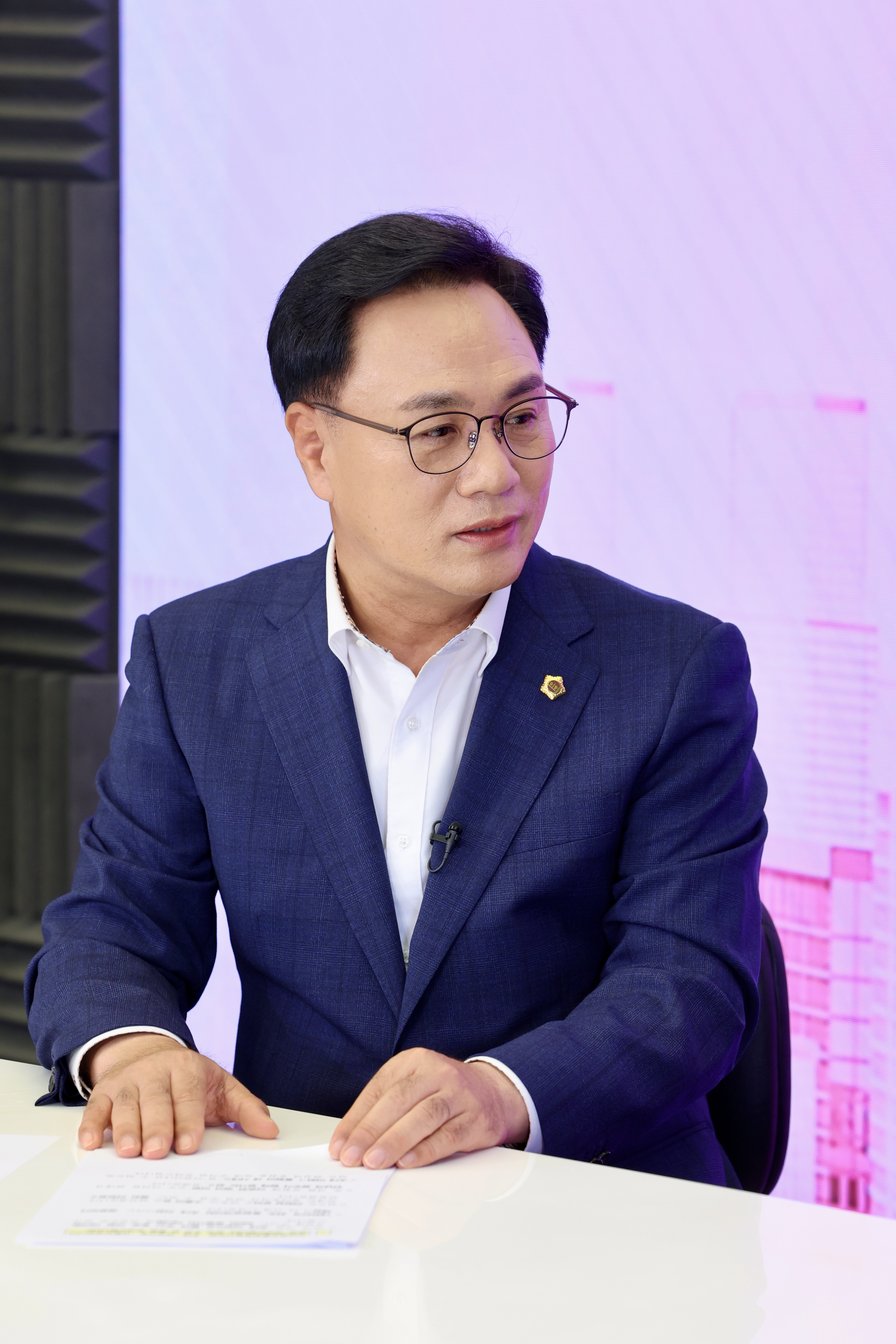 '헬로 이슈 토크' 인터뷰 4
