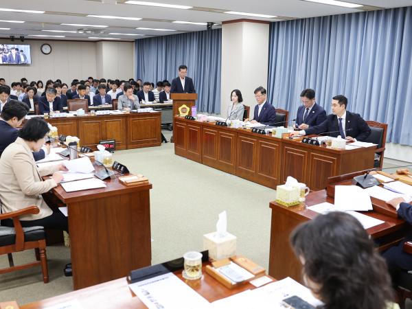 제2회 임시회 행정소방위원회 회의 9