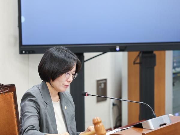 제1회 임시회 미래산업위원회 회의 3