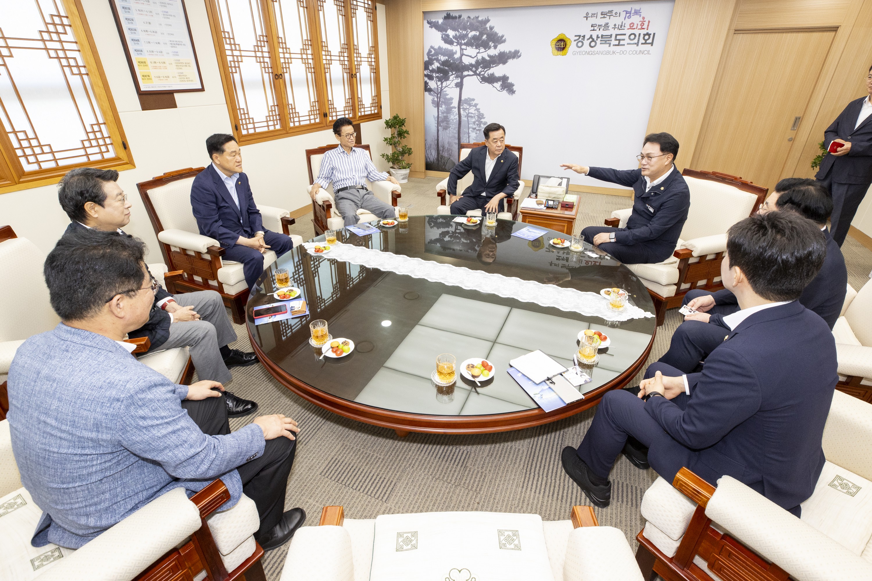 경북도의회 방문 및 접견 7