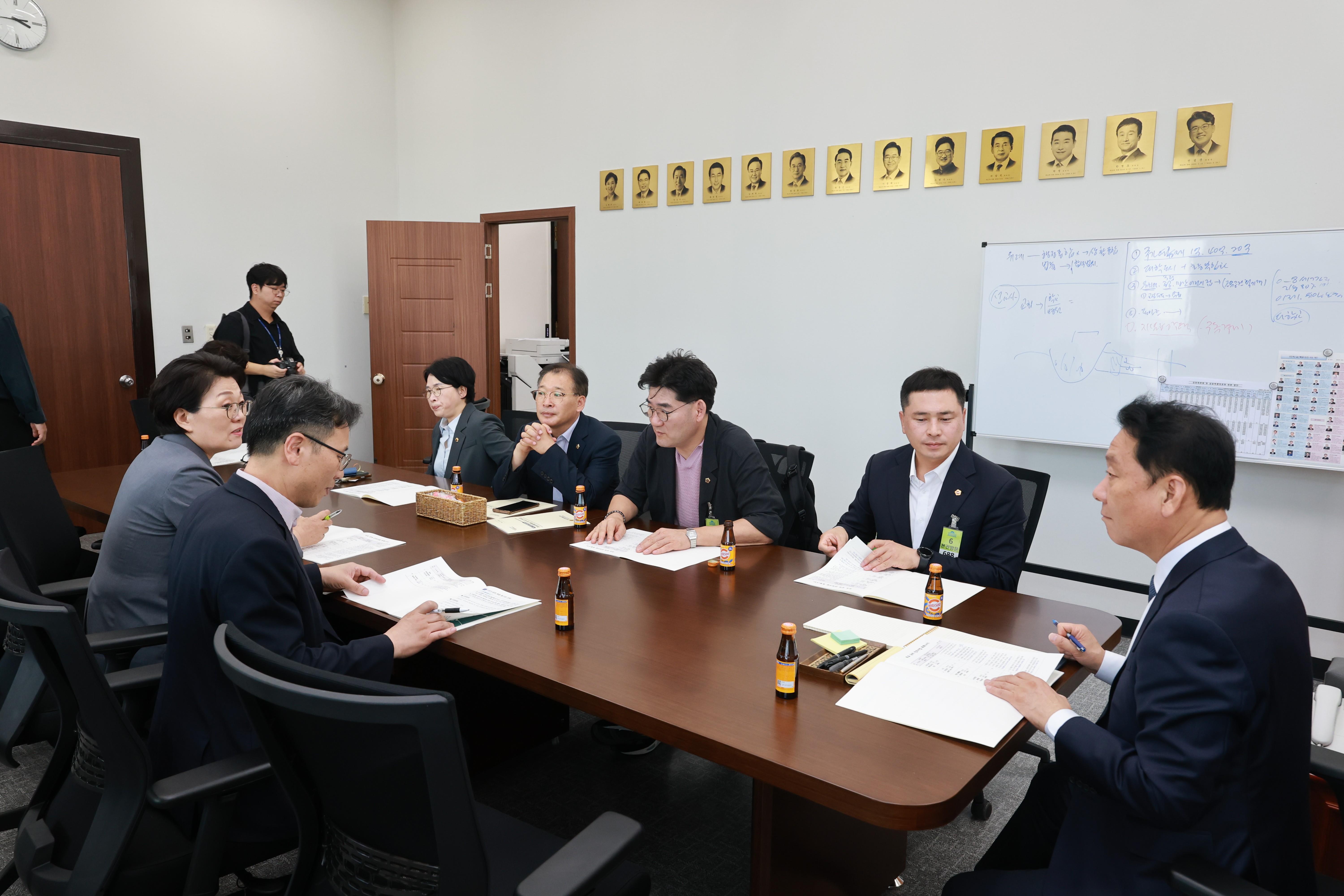 기획재정위원회 국회 예결위원장 등 면담, 27년 본예산 국비반영 건의 3