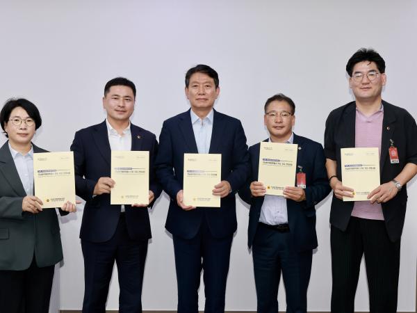 기획재정위원회 국회 예결위원장 등 면담, 27년 본예산 국비반영 건의 9