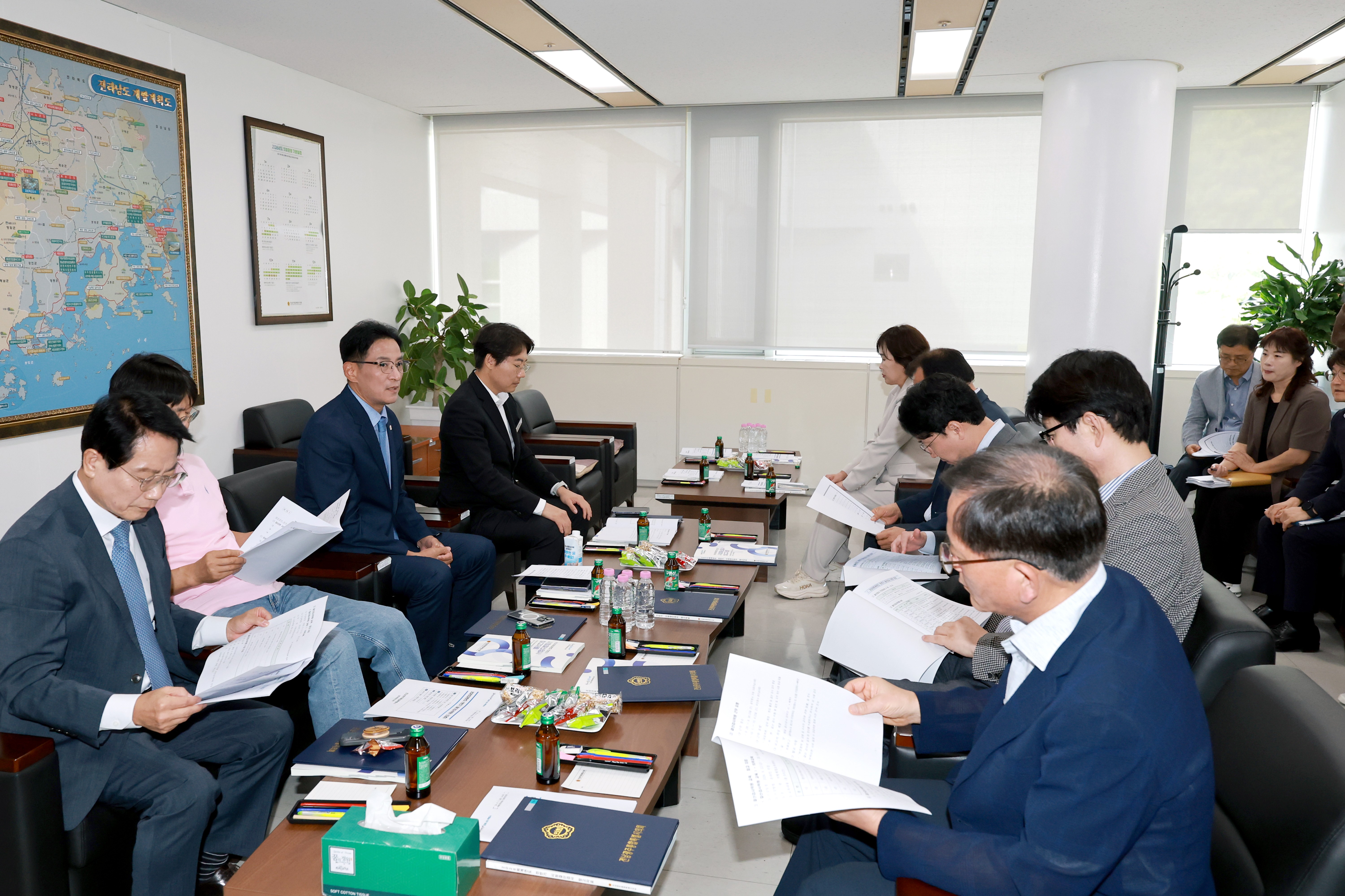 2026회계연도 전반기 시청결산검사위원 위촉식 6