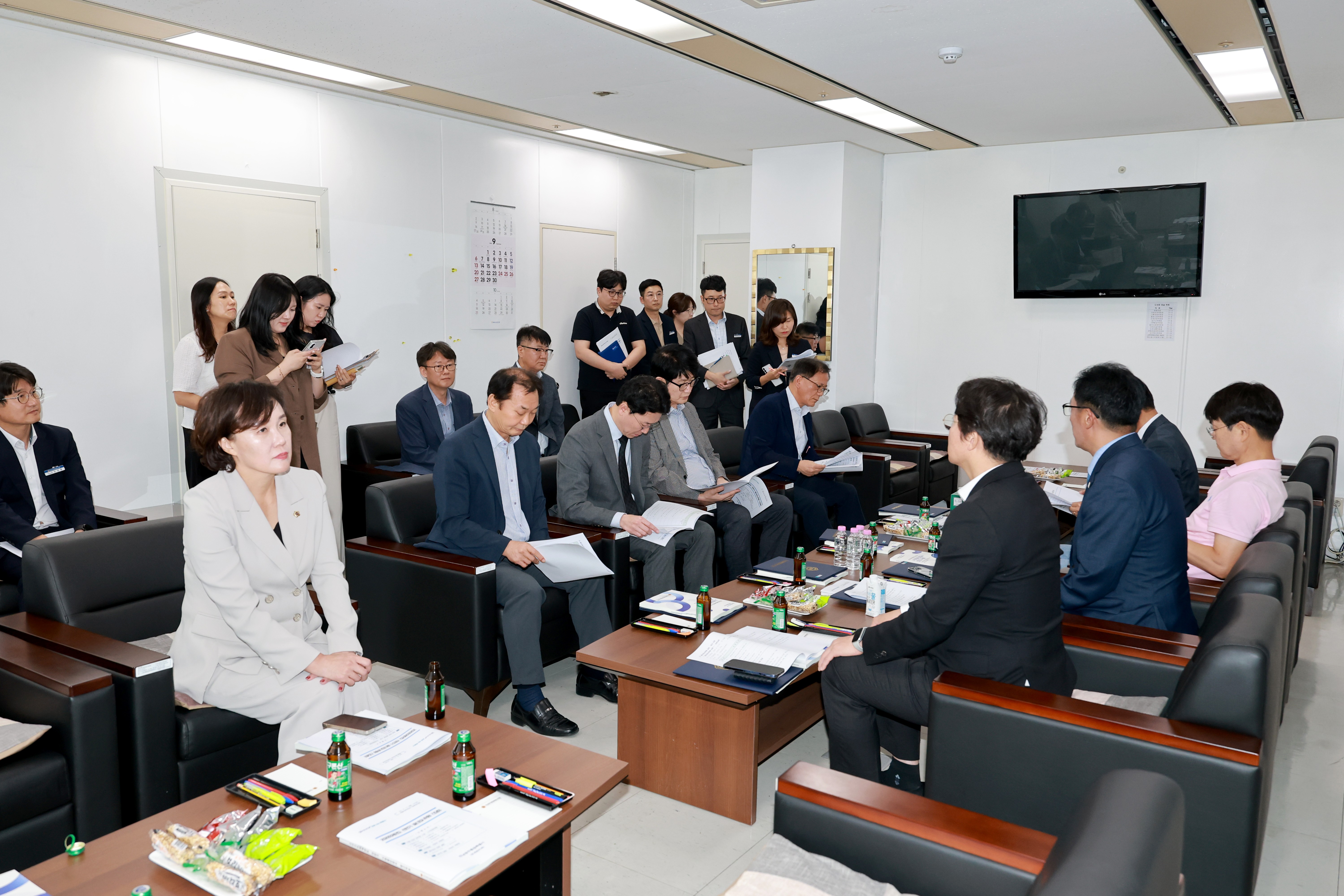 2026회계연도 전반기 시청결산검사위원 위촉식 7