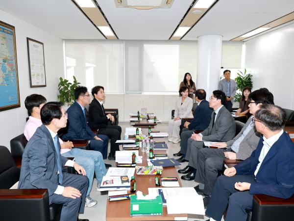 2026회계연도 전반기 시청결산검사위원 위촉식 3