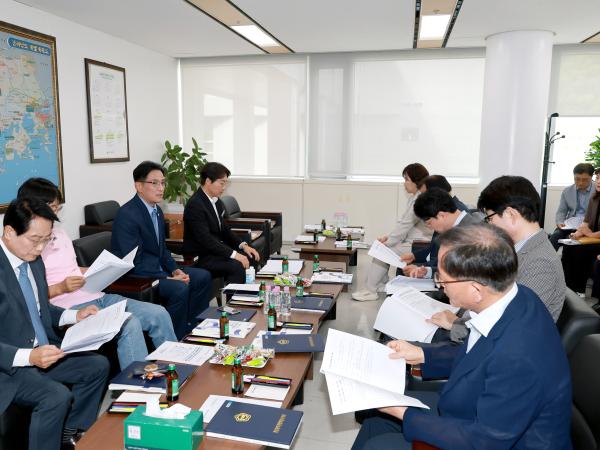 2026회계연도 전반기 시청결산검사위원 위촉식 6