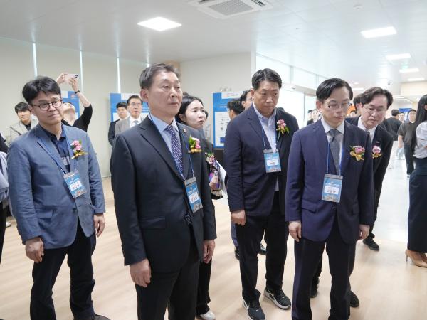 이노플러스 스테이지 개관식 행사 7