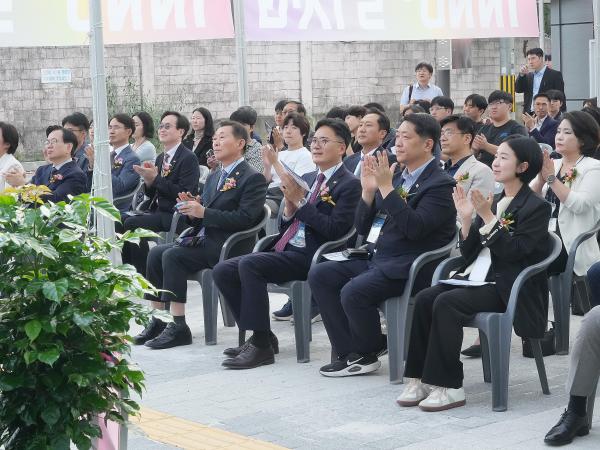 이노플러스 스테이지 개관식 행사 4