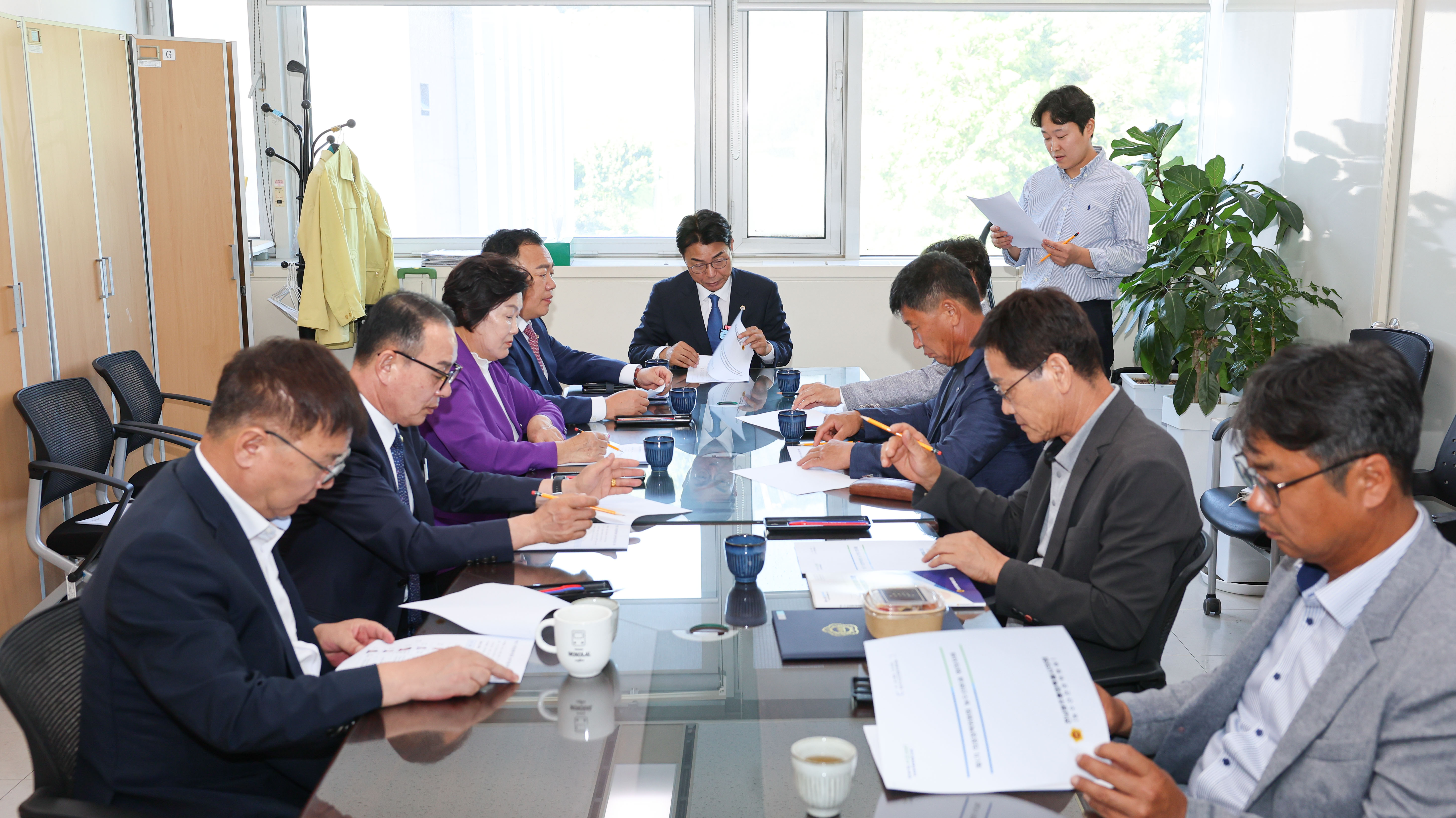 의정정책위원회 농수산위원회 분과회의 7