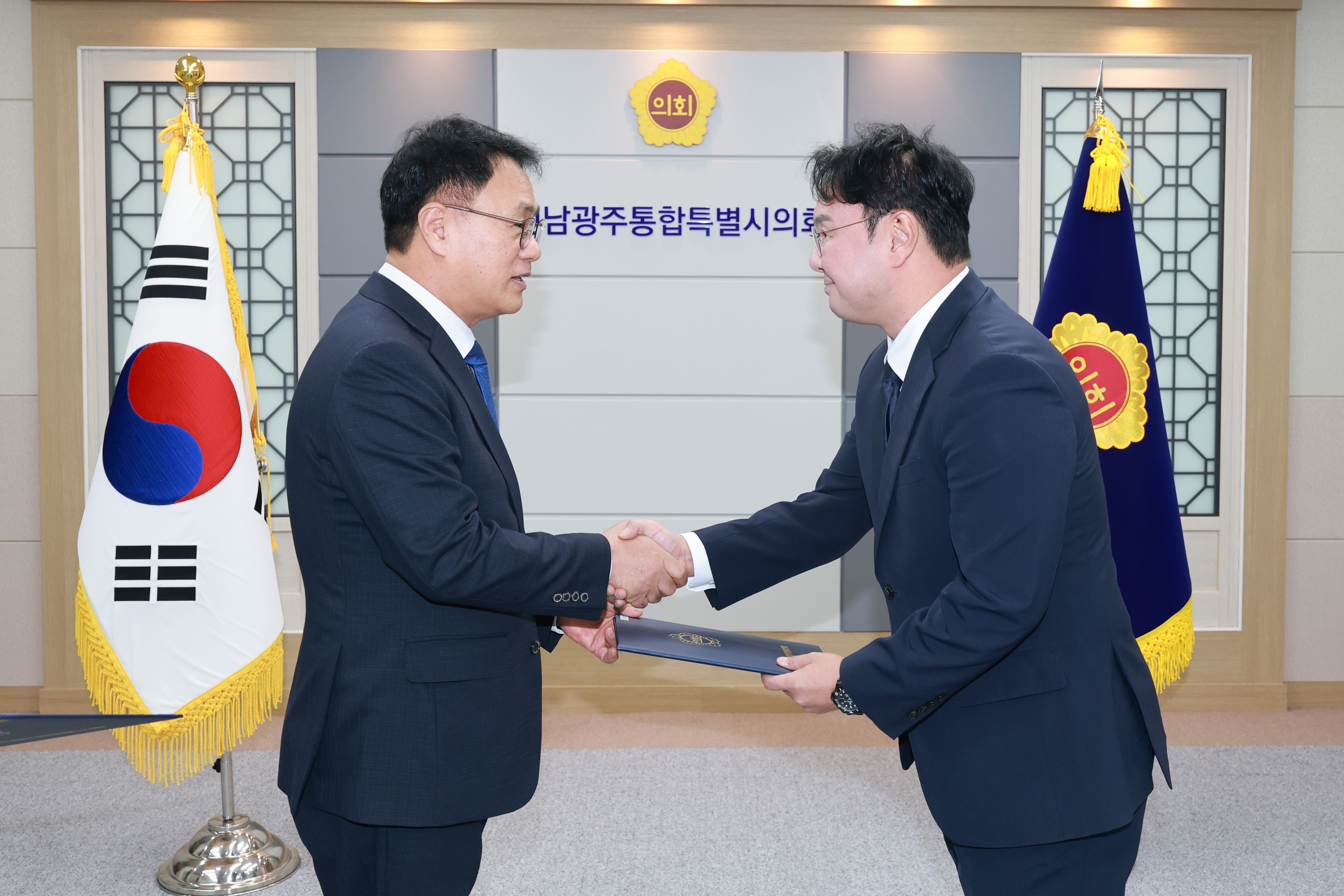신규 임기제 공무원 임용장 수여식 3