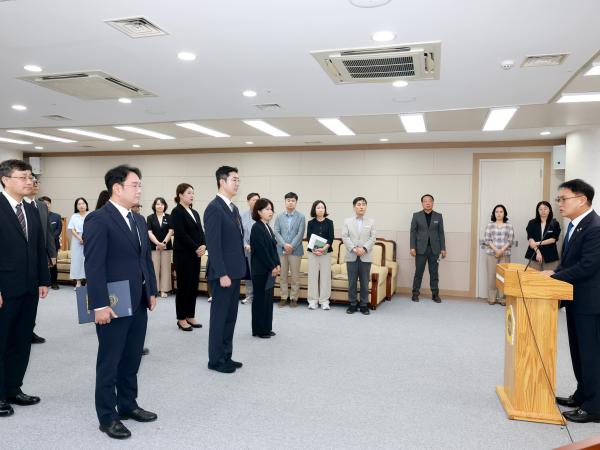 신규 임기제 공무원 임용장 수여식 8